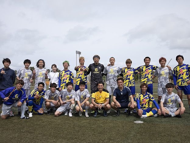 サッカーチームWINNER’Sの集合写真画像